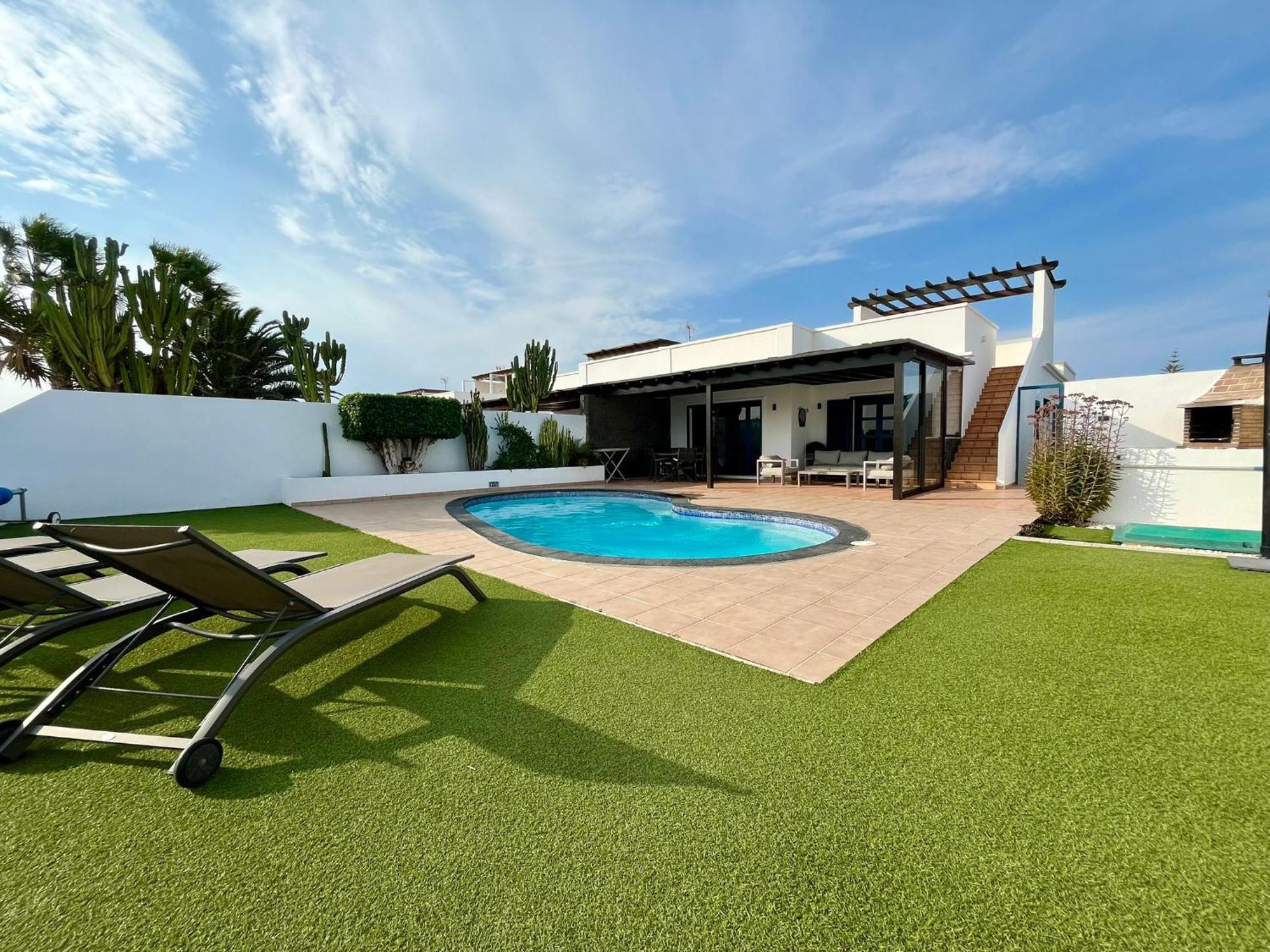 Splendid Casa Nostra, Private Pool, Wifi, Garden Villa ปลายาบลังกา ภายนอก รูปภาพ